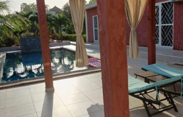 NGUERIGNE : Villa contemporaine 3 chambres avec piscine à vendre