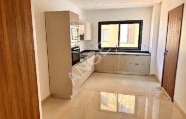 DAKAR MERMOZ : Bel appartement à louer 3ème étage