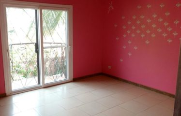 SALY : Villa 4 chambres avec piscine à louer – location longue durée