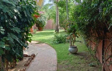 SALY : Villa 4 chambres avec piscine à louer – location longue durée