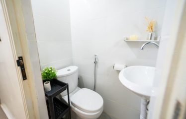 DAKAR OUAKAM : Bel appartement rénové et meublé à vendre