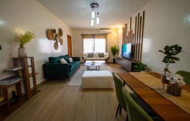 DAKAR OUAKAM : Bel appartement rénové et meublé à vendre