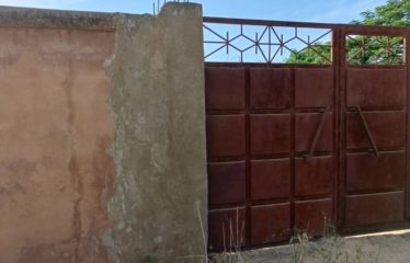 NGUERIGNE : Terrain de 900 m2 à vendre