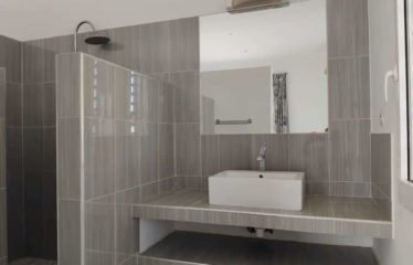 NGAPAROU : Villa contemporaine meublée en résidence à louer