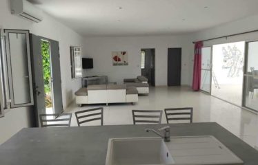 NGAPAROU : Villa contemporaine meublée en résidence à louer