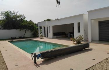 NGAPAROU : Villa contemporaine meublée en résidence à louer