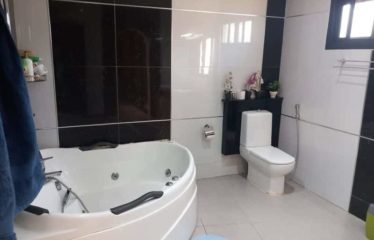 SALY : Villa meublée de 4 chambres à louer en résidence