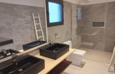 NGUERIGNE : Belle villa neuve 3 chambres avec piscine à louer