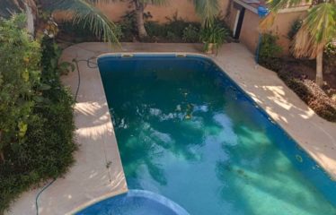 SOMONE : Villa 5 chambres avec piscine proche de la mer à louer