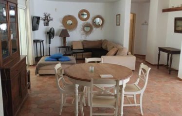 NGUÉRIGNE : Villa afro-contemporaine 3 chambres avec piscine à vendre