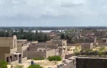 LAKE ROSE: Land for sale 400 meters from the sea