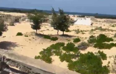 LAKE ROSE: Land for sale 400 meters from the sea