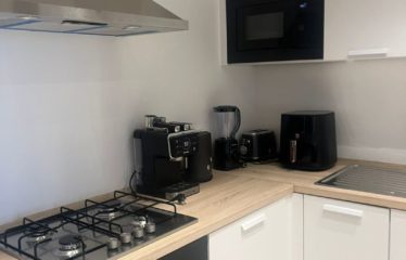 DAKAR ALMADIES: Beautiful New Furnished Studio Apartment for Rent – ​​SIKI Residence