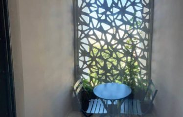 DAKAR ALMADIES : Beau Studio Neuf Meublé à Louer – Résidence SIKI