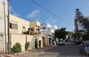 DAKAR YOFF : Villa à vendre à Yoff – Djily Mbaye