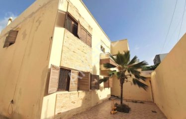 DAKAR YOFF: Villa for sale in Yoff – Djily Mbaye