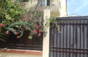 DAKAR ALMADIES : Villa haut standing à vendre