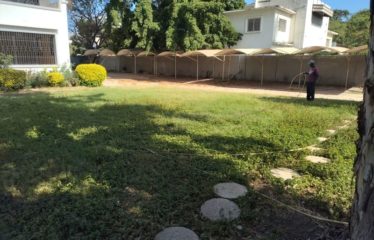 DAKAR FANN RÉSIDENCE : Villa de 2397 m2 à vendre