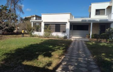 DAKAR FANN RÉSIDENCE : Villa de 2397 m2 à vendre