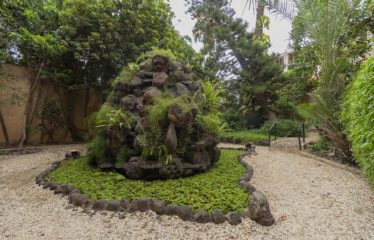 DAKAR ALMADIES : Villa à vendre de 1241 m2