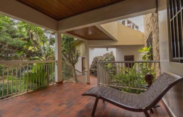 DAKAR ALMADIES : Villa à vendre de 1241 m2