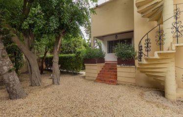 DAKAR ALMADIES : Villa à vendre de 1241 m2