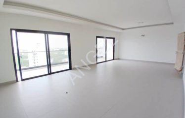 DAKAR POINT-E : Appartement à louer 3 chambres