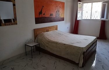 NGAPAROU : Villa avec piscine à débordement à vendre