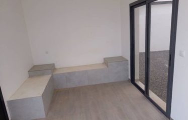 NGUÉRIGNE : Villa neuve 3 chambres avec piscine à louer