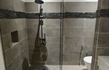 NGUÉRIGNE : Villa neuve 3 chambres avec piscine à louer