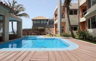 DAKAR YOFF : Villa de prestige en bord de mer à vendre