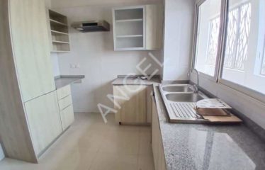 DAKAR POINT-E : Appartement à louer 3 chambres