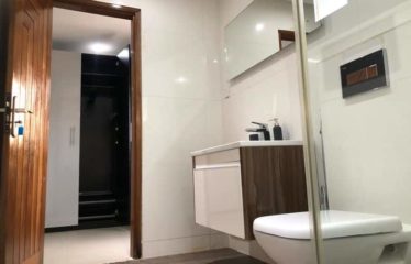 DAKAR POINT-E : Très bel appartement meublé à louer – Type F3