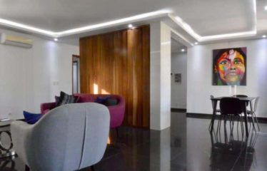 DAKAR POINT-E : Très bel appartement meublé à louer – Type F3