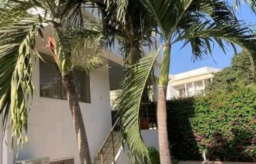 DAKAR MERMOZ : Belle villa de 500 m2 à vendre – 5 chambres