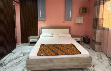 DAKAR FANN : Studio meublé à louer entièrement rénové à Fann Hock