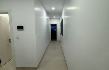 DAKAR POINT-E : Appartement à louer 3 chambres