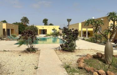 MBORO : A vendre Résidence Hôtellerie à Mboro plage