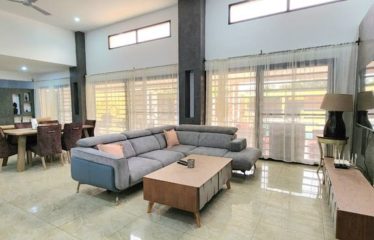 NGUERIGNE : Villa contemporaine 5 chambres avec piscine à louer