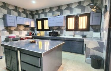 NGUERIGNE : Villa contemporaine 5 chambres avec piscine à louer