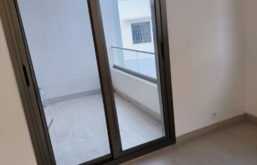 DAKAR POINT-E : Appartement à louer F4