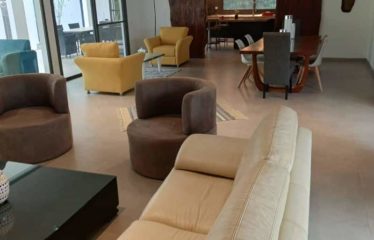 NGUERIGNE : Villa contemporaine de standing 5 chambres avec piscine à louer