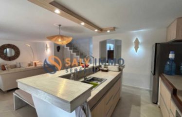 NGAPAROU : Villa afro-contemporaine à vendre – 2ème ligne