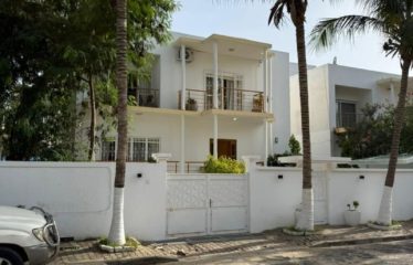 DAKAR MERMOZ : Villa à louer à SIPRES Mermoz – HABITATION OU BUREAU