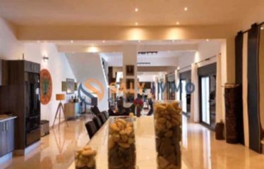 NGUERIGNE : EXCPTIONNELLE Villa à vendre