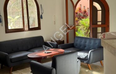DAKAR ALMADIES: Charming, fully equipped, air-conditioned bungalow villa in Ngor, 1 minute from the sea