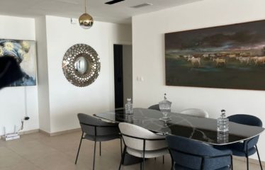 DAKAR ALMADIES : Somptueux appartement meublé à louer 3 chambres – Résidence SIKI