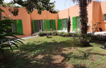 DAKAR ALMADIES : Villa à vendre – 3 chambres