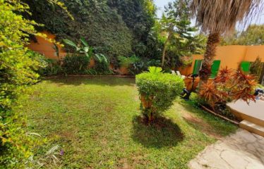 DAKAR ALMADIES : Villa à vendre – 3 chambres