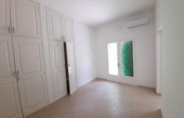 DAKAR ALMADIES : Villa à vendre – 3 chambres